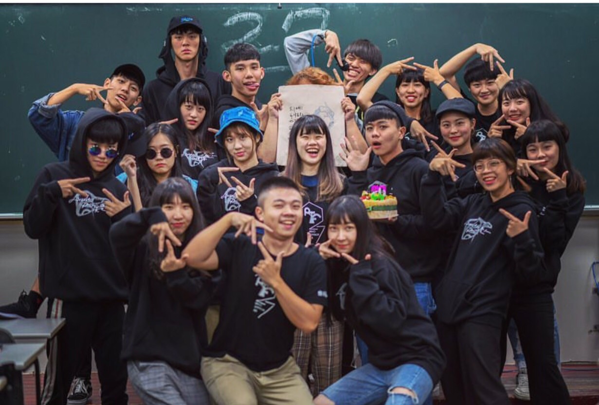 世新大學,系服